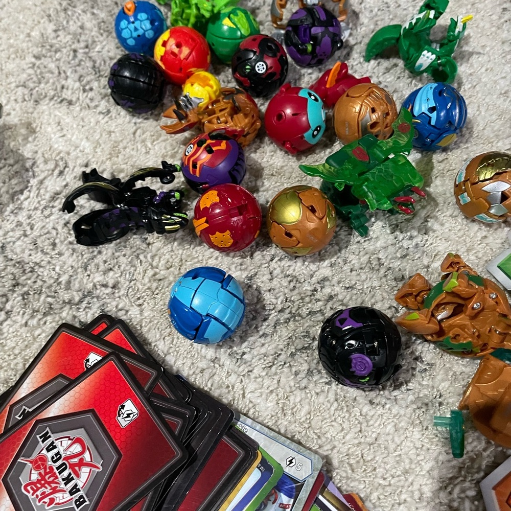 Bakugan figurine lot